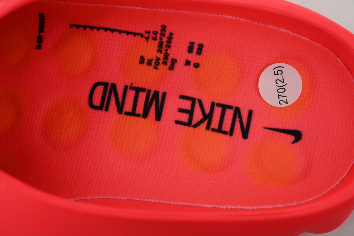 Nike Mind 001 red-Slippers run one size smaller than sneakers, so please order slippers one size up.